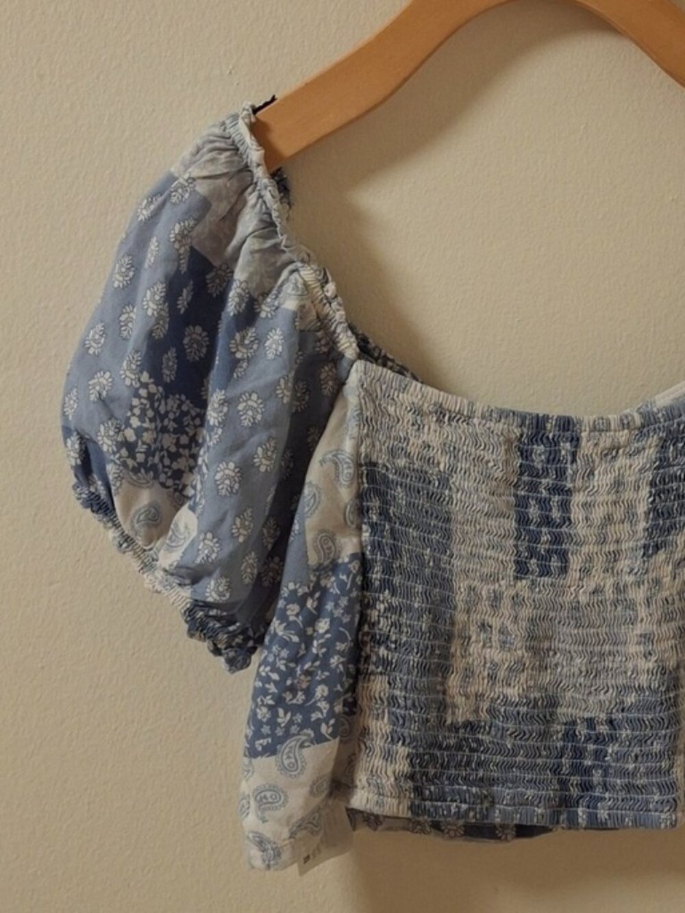 Blue and White Puff Sleeve Crop Blouse - Picture 2 of 2
